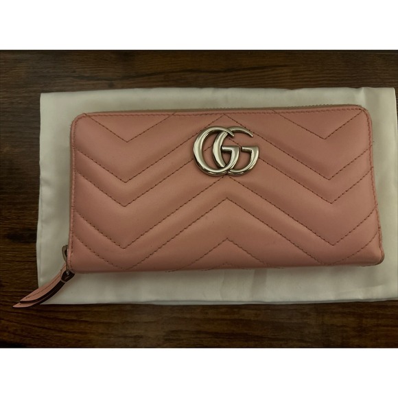 Auth Gucci Chevron Rose Wallet Pink Leather Italy Signature GG Quilted Classic - Picture 1 of 6